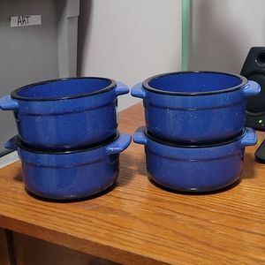 Soup bowls